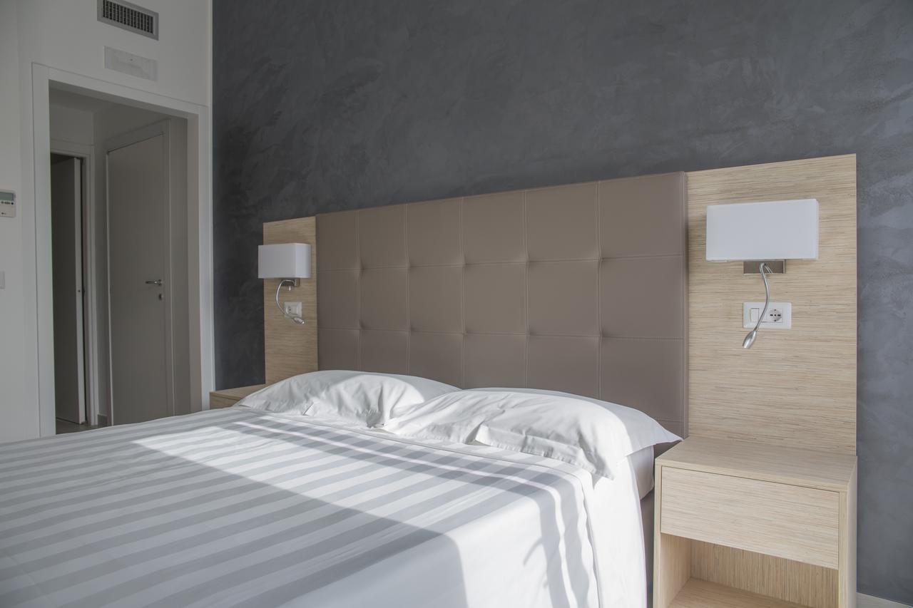 Rooms A Due Passi Dal Mare Porto Recanati Exterior foto