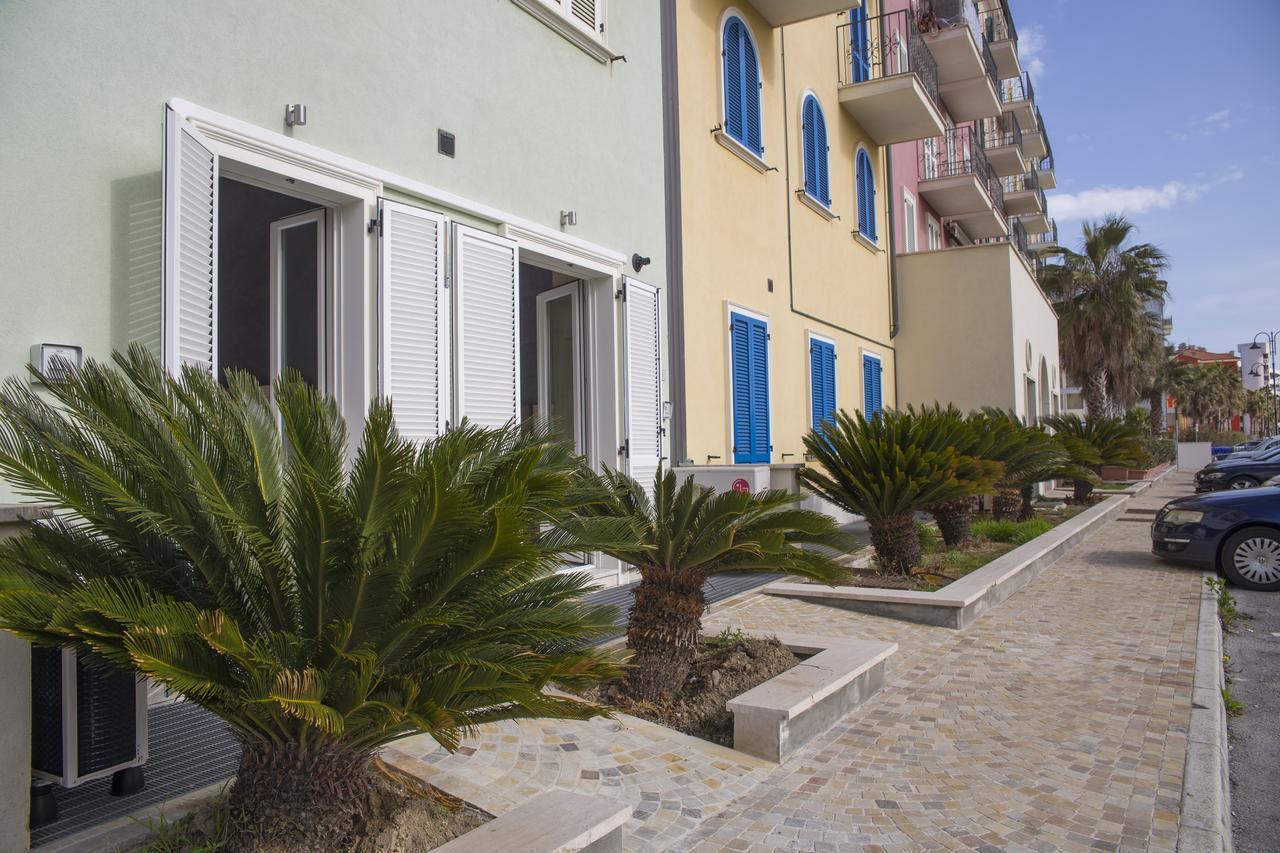 Rooms A Due Passi Dal Mare Porto Recanati Exterior foto